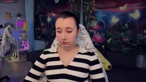 clarabenson online show from 3, 10, 2025