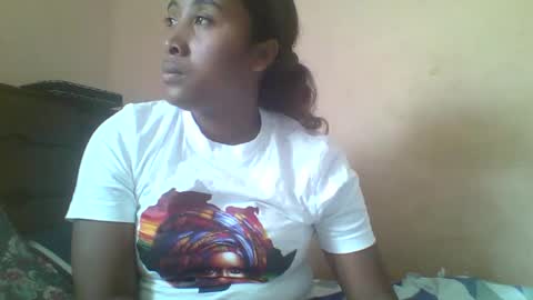 Snapshot of clarah0123 chatting on 17, 9, 2025 Clarah0123 online show from 17, 9, 2025