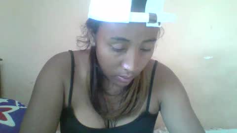 Snapshot of clarah0123 chatting on 28, 10, 2025 Clarah0123 online show from 28, 10, 2025