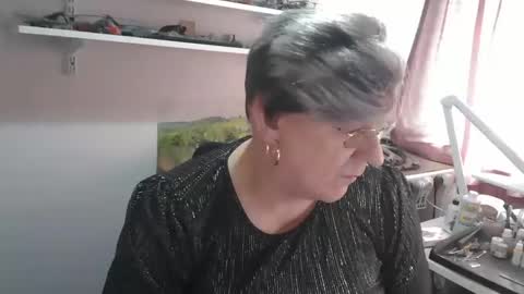 clare nylons online show from 27, 2, 2026