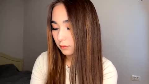 Snapshot of claribelatienza chatting on 24, 9, 2025 Yuna online show from 24, 9, 2025