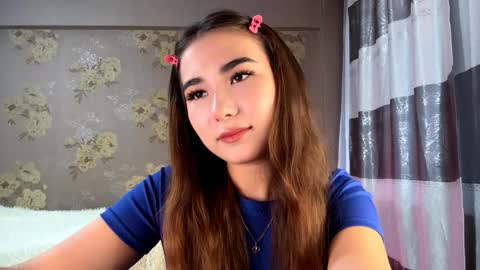 Snapshot of claribelatienza chatting on 18, 10, 2025 Yuna online show from 18, 10, 2025