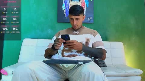 Snapshot of clark__ken chatting on 20, 3, 2026 Juanpaindependent model online show from 20, 3, 2026