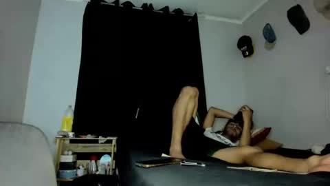 Snapshot of clark_tommy11 chatting on 4, 2, 2025 clark_tommy11 online show from 4, 2, 2025