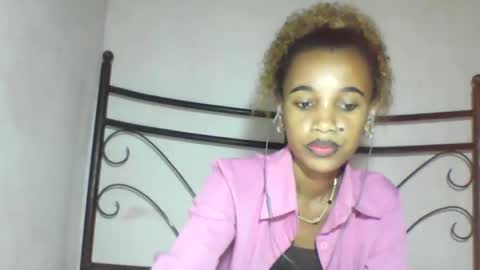 Snapshot of claudiannah chatting on 12, 4, 2026 claudianne online show from 12, 4, 2026