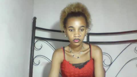 Snapshot of claudiannah chatting on 8, 5, 2026 claudianne online show from 8, 5, 2026