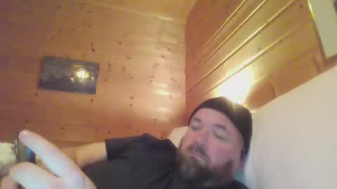 clayisback__ online show from 2, 4, 2026