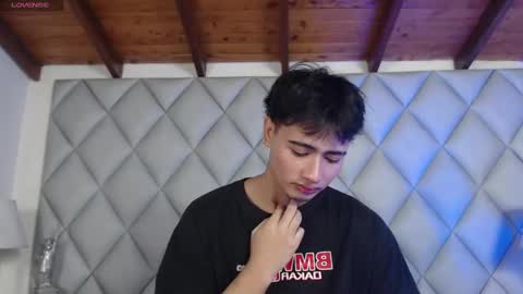 Snapshot of clement_reyes chatting on 2, 11, 2025 clement_reyes online show from 2, 11, 2025