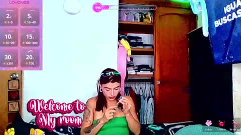 Snapshot of cleo_05 chatting on 10, 3, 2025 cleo_05 online show from 10, 3, 2025