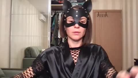 Snapshot of cleo_catra chatting on 28, 9, 2025 cleo_catra online show from 28, 9, 2025