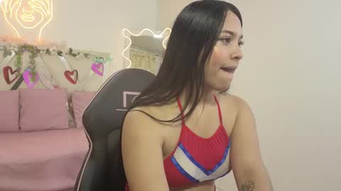 Snapshot of cleo_tay chatting on 29, 9, 2025 CLEO online show from 29, 9, 2025