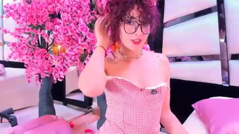       online show from 13, 6, 2026