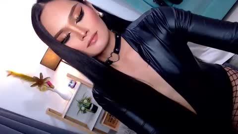 Cleo online show from 10, 5, 2026