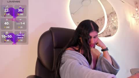 Cleopatra online show from 26, 1, 2025