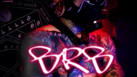 cleo y maikol online show from 27, 3, 2026