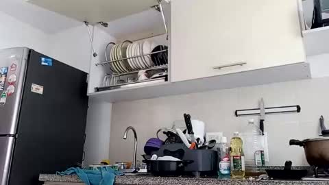 cleowhite_ online show from 28, 10, 2025