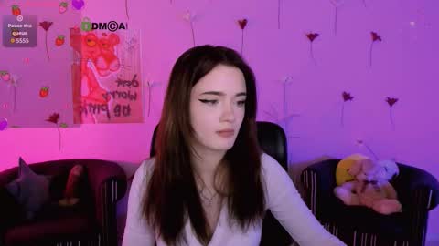 Snapshot of clery_moon chatting on 17, 3, 2026 your honey online show from 17, 3, 2026