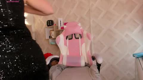 clhoe_johnson_ online show from 20, 3, 2026