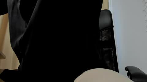 Snapshot of clintmasterss chatting on 2, 1, 2025 ClintMasterss online show from 2, 1, 2025