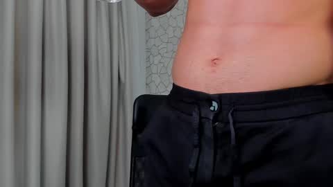 Snapshot of clintmasterss chatting on 15, 1, 2025 ClintMasterss online show from 15, 1, 2025