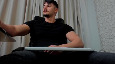 Snapshot of clintmasterss chatting on 16, 1, 2025 ClintMasterss online show from 16, 1, 2025