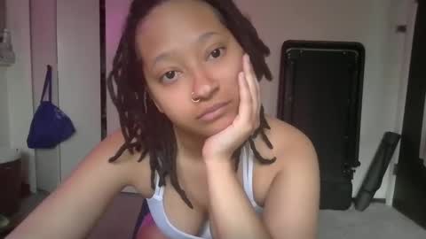 Snapshot of clioenchants chatting on 3, 1, 2025 High Queen Clio online show from 3, 1, 2025