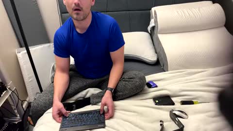 Snapshot of clitcommander2025 chatting on 28, 2, 2026 clitcommander2025 online show from 28, 2, 2026