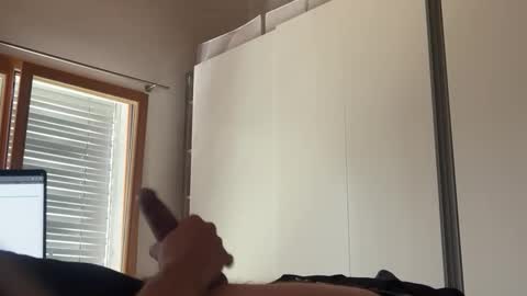 clitoliker online show from 25, 3, 2026