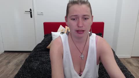 Syl  online show from 10, 1, 2025