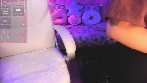 Cloe  online show from 16, 12, 2024