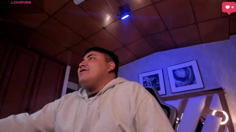 Cloe x Billy online show from 17, 11, 2025