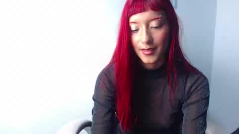 Cloe  online show from 4, 3, 2025