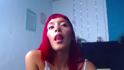 Cloe  online show from 5, 3, 2025