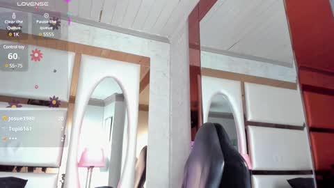 ---Cloe--- online show from 22, 12, 2024