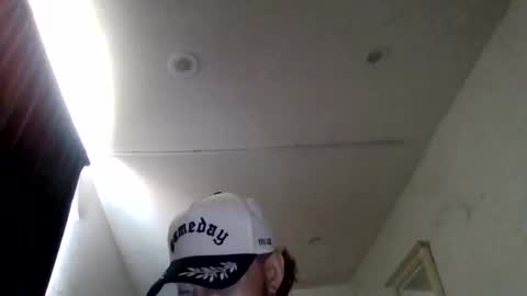 tallhungandcloudy online show from 7, 5, 2026