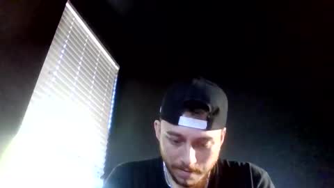tallhungandcloudy online show from 11, 5, 2026