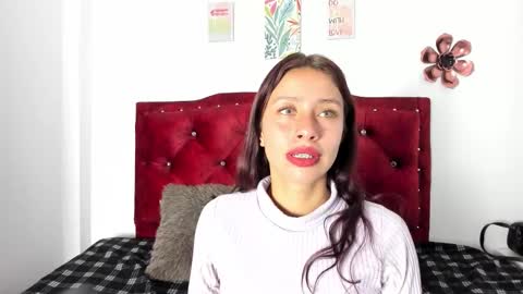 Snapshot of cloyks chatting on 19, 12, 2025 cloyks online show from 19, 12, 2025