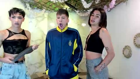 Snapshot of club_latinboys chatting on 16, 5, 2026 club_latinboys online show from 16, 5, 2026
