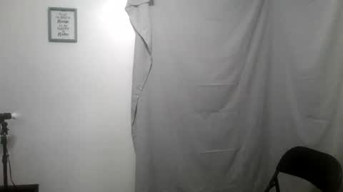 Snapshot of clubb86 chatting on 3, 3, 2026 Maxxdieselx69 online show from 3, 3, 2026