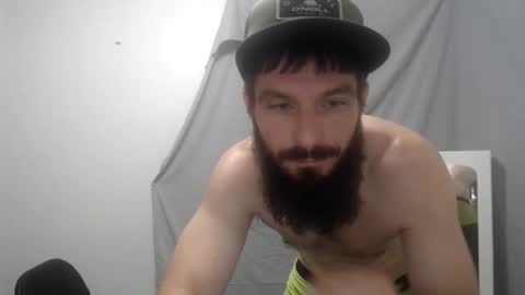 Snapshot of clubb86 chatting on 2, 4, 2026 Maxxdieselx69 online show from 2, 4, 2026