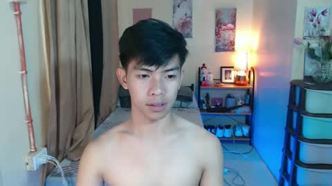 Snapshot of clyde_twinkx chatting on 13, 4, 2026 clyde_twinkx online show from 13, 4, 2026