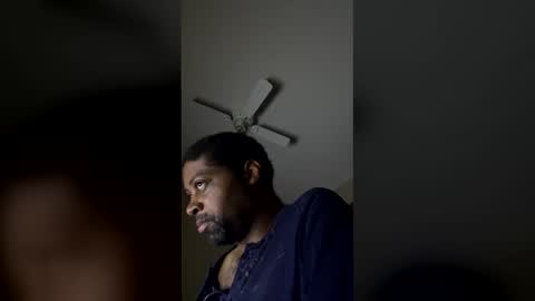 Snapshot of cm653925 chatting on 12, 1, 2026 cm653925 online show from 12, 1, 2026