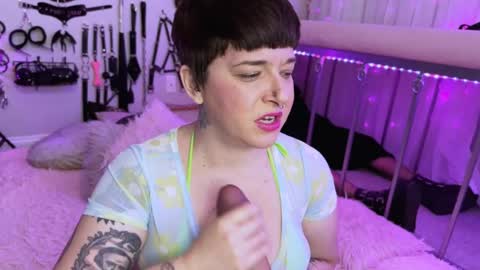 Snapshot of cocodeville chatting on 11, 3, 2025 Coco Deville online show from 11, 3, 2025