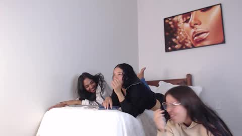 coconutt_oil online show from 25, 2, 2026