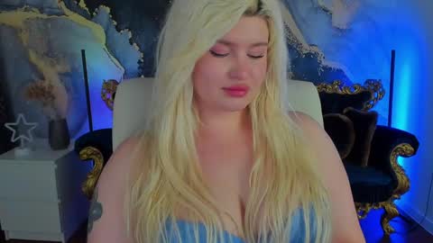 Snapshot of cocosecretss chatting on 3, 12, 2024 onlyfans amyleyy online show from 3, 12, 2024
