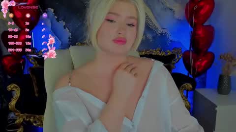 Snapshot of cocosecretss chatting on 17, 2, 2025 onlyfans amyleyy online show from 17, 2, 2025