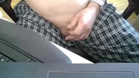 Snapshot of cocu2023 chatting on 2, 2, 2026 xyz online show from 2, 2, 2026