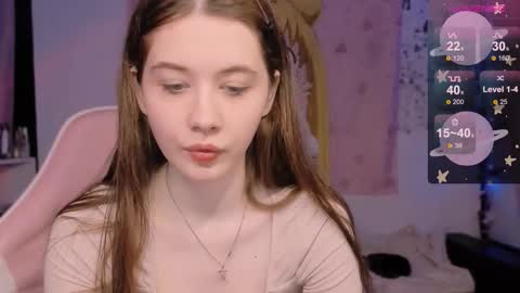 Snapshot of coddleweeper chatting on 23, 9, 2025 Hello guys my name is Coddle online show from 23, 9, 2025