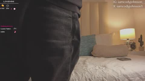 Snapshot of cody_johnsonn_ chatting on 13, 10, 2025 CODY online show from 13, 10, 2025