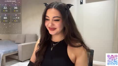 Snapshot of coffee_wihtout_milk chatting on 7, 6, 2026 Yumi online show from 7, 6, 2026